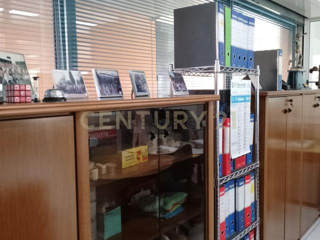 Locale in vendita di 300 m² in Via Figino, 1