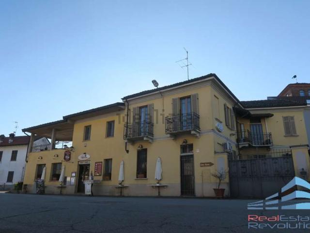 Locale in vendita di 300 m² in Via IV Novembre, 14