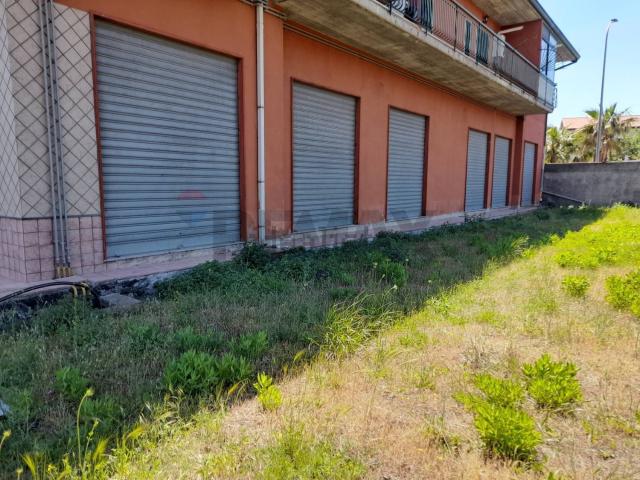 Locale in vendita di 300 m² in Via Palermo