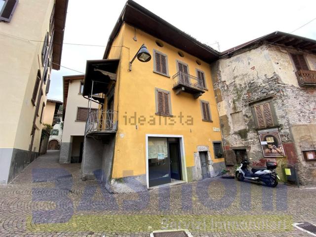 Locale in vendita di 30 m² in Piazza Moretto