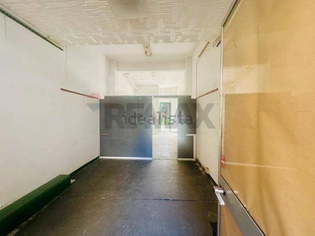 Locale in vendita di 30 m² in Via Aleardo Aleardi