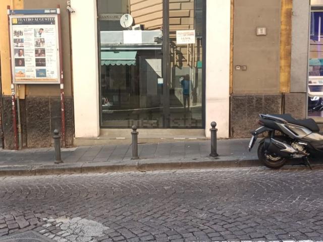 Locale in vendita di 30 m² in Via Alessandro Scarlatti, 60
