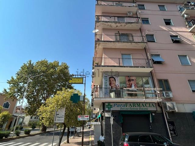 Locale in vendita di 30 m² in Via Beato Angelo da Acri
