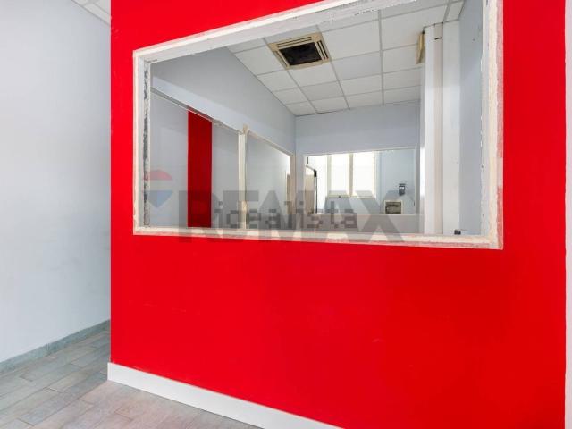 Locale in vendita di 30 m² in Via Cesare Baronio, 51