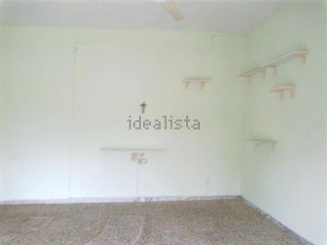 Locale in vendita di 30 m² in Via Chiletti