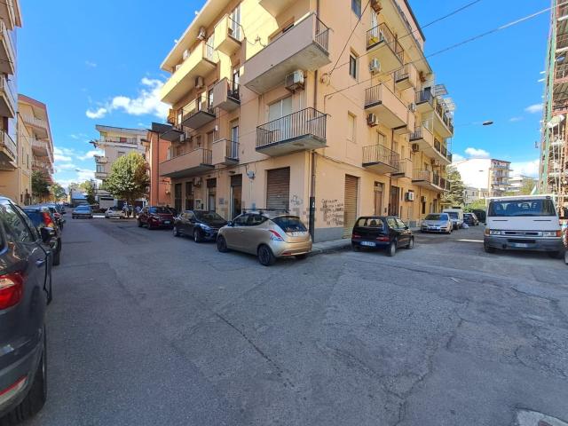 Locale in vendita di 30 m² in Via Cristoforo Colombo