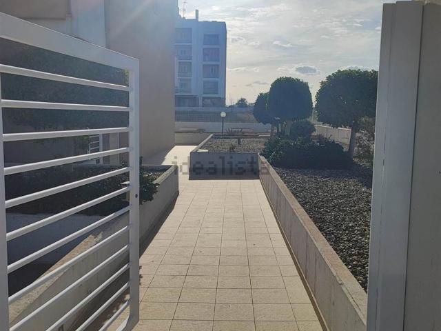 Locale in vendita di 30 m² in Via Germania, 13