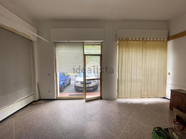Locale in vendita di 30 m² in Via Giuseppe Garibaldi, 28