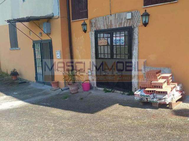 Locale in vendita di 30 m² in Via Guglielmo Marconi, 27