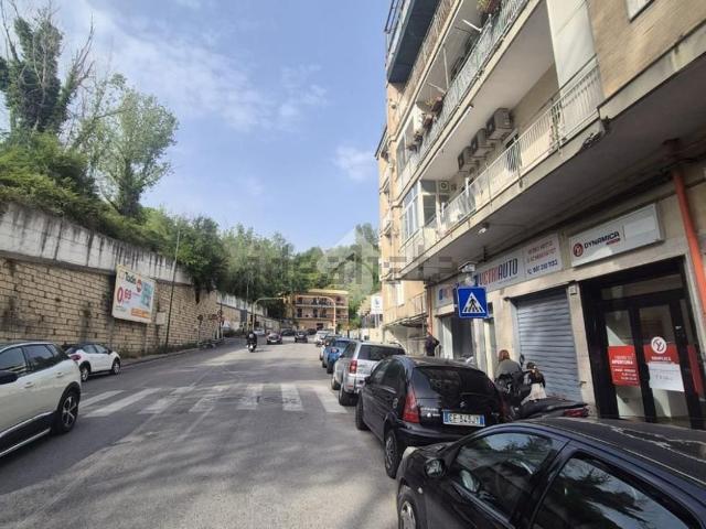 Locale in vendita di 30 m² in Via Pigna, 84