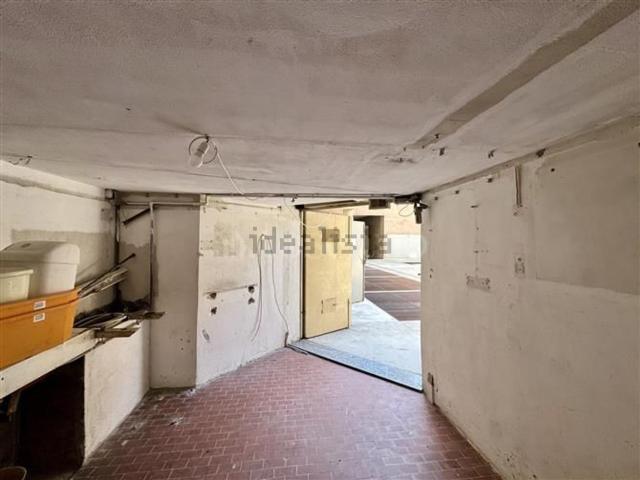 Locale in vendita di 30 m² in Viale Lodovico Scarampo