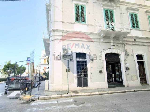 Locale in vendita di 30 m²