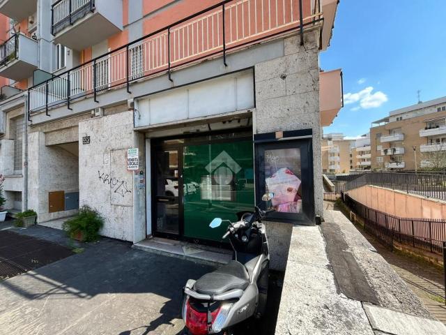 Locale in vendita di 30 m²