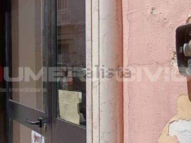 Locale in vendita di 30 m²