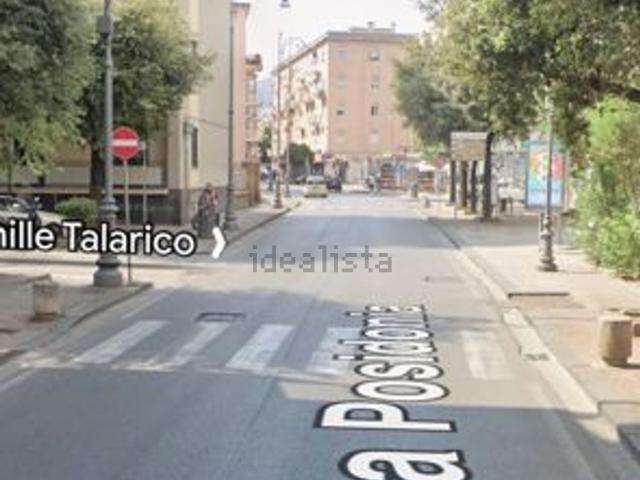 Locale in vendita di 310 m² in Via Achille Talarico