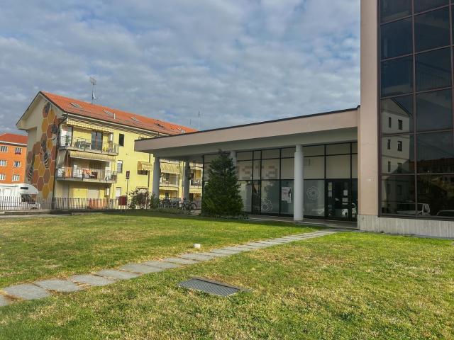 Locale in vendita di 310 m² in Via Augusto Rostagni, 19