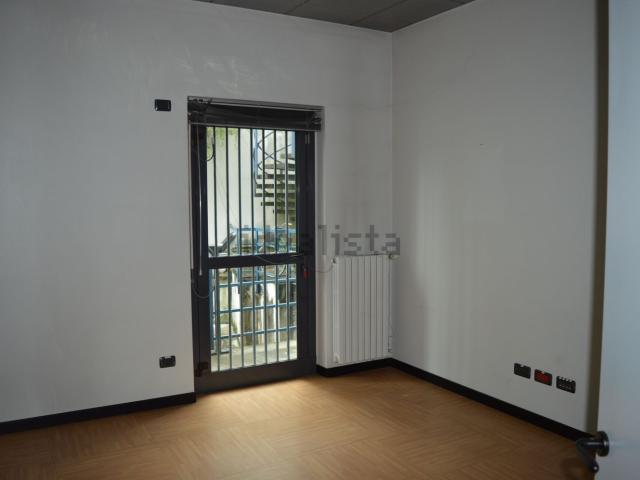 Locale in vendita di 310 m² in Via Garibaldi