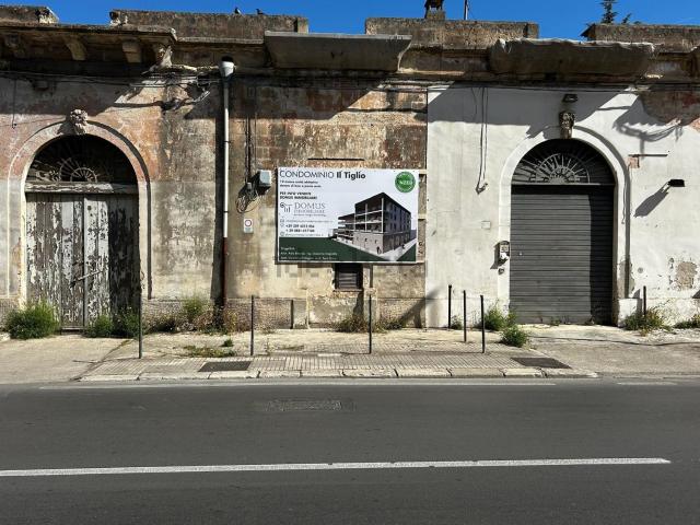 Locale in vendita di 310 m² in Via Provinciale San Vito, 26