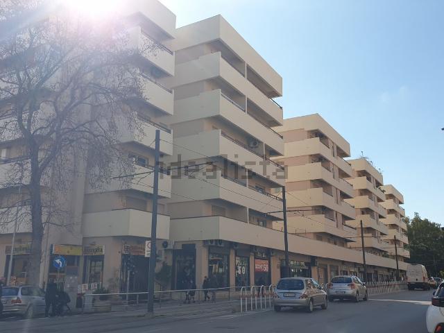 Locale in vendita di 314 m² in Via Catania, 266