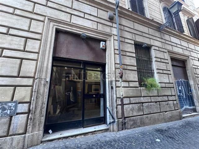 Locale in vendita di 31 m² in Vicolo di San Celso