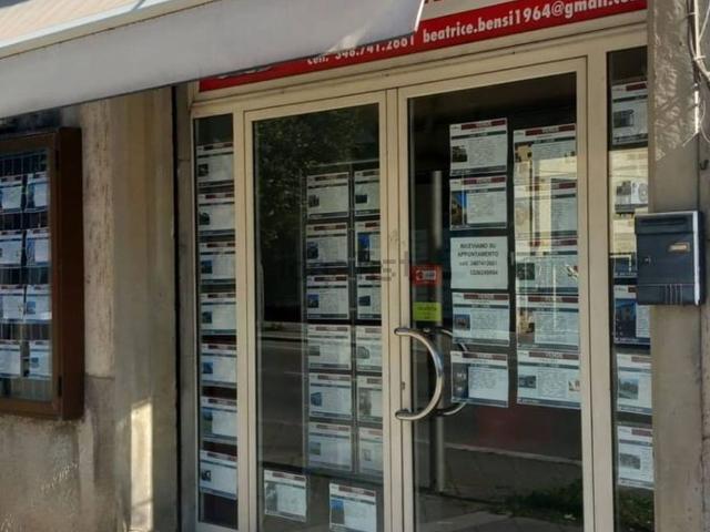 Locale in vendita di 31 m² in Via Umbro Casentinese, 69