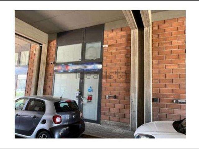 Locale in vendita di 31 m² in Via Verrotti