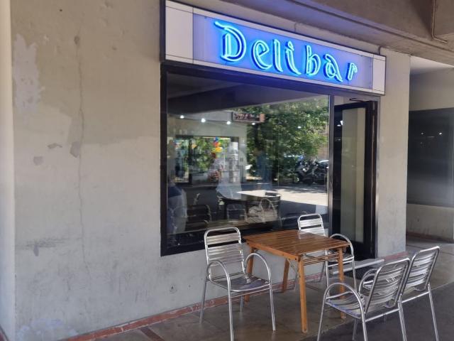 Locale in vendita di 31 m² in Via Giuseppe Garibaldi, 25