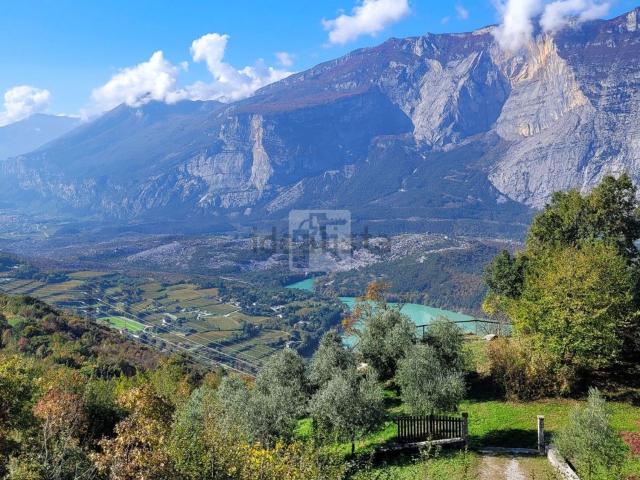 Locale in vendita di 31 m² in Via Monte Gaggio