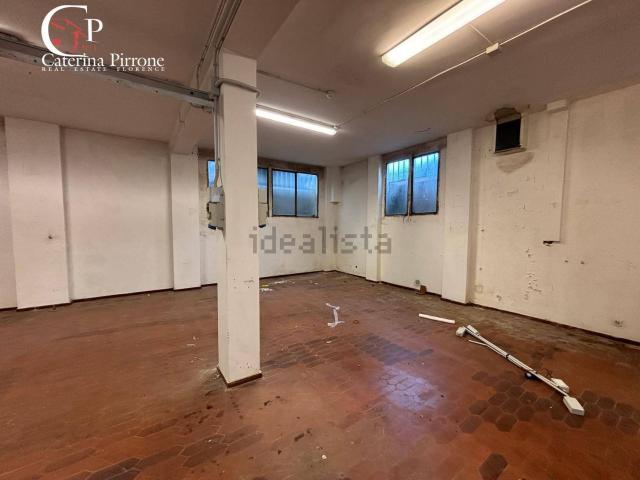 Locale in vendita di 320 m² in Via di Rocca Tedalda, 140
