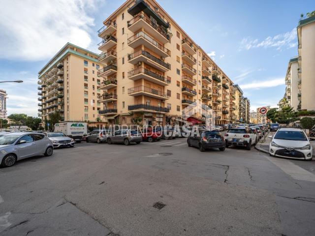 Locale in vendita di 32 m² in Via Alessandro Telesino, 117