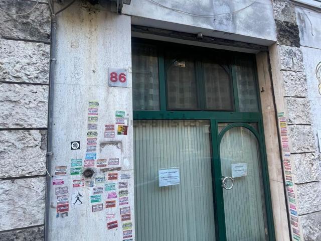 Locale in vendita di 32 m² in Via Braccio da Montone, 86