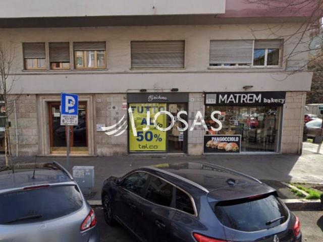 Locale in vendita di 32 m² in Via Enrico Fermi, 4