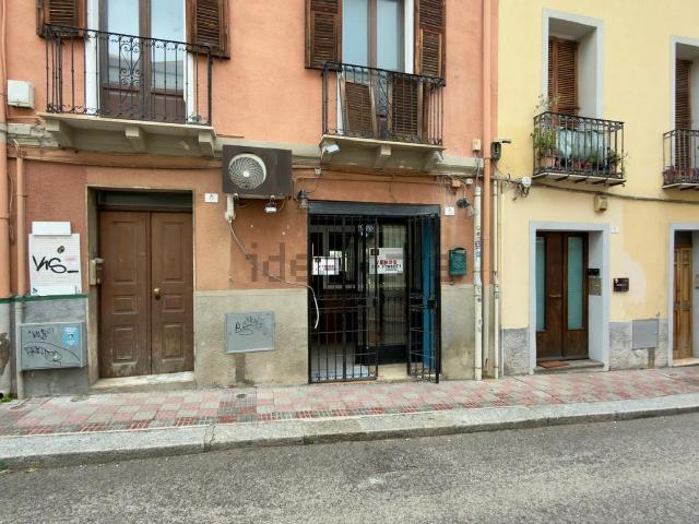 Locale in vendita di 32 m² in Via Iglesias