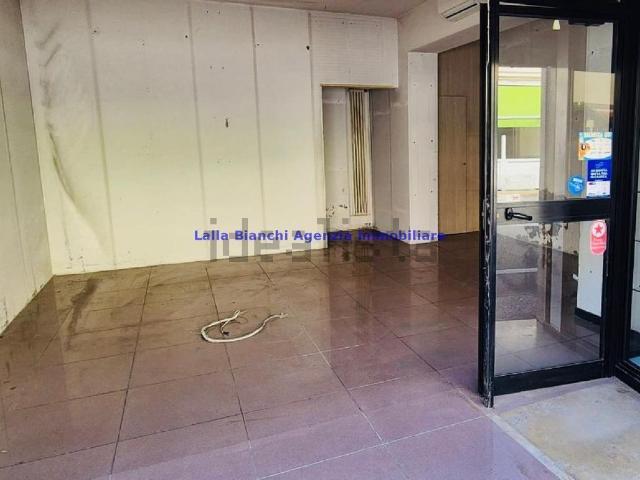Locale in vendita di 32 m² in Via Padre Massimiliano Kolbe
