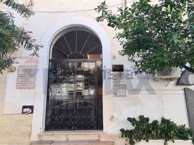 Locale in vendita di 32 m² in Viale XXIV Maggio, 13