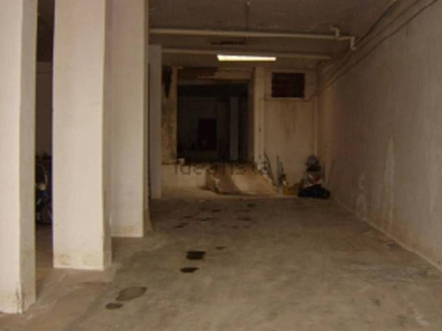 Locale in vendita di 335 m² in Via Giuseppe Mazzini