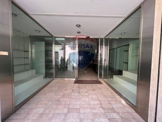 Locale in vendita di 338 m² in Via Margherita di Savoia