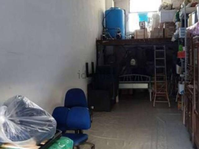Locale in vendita di 37 m² in Via Umberto Boccioni