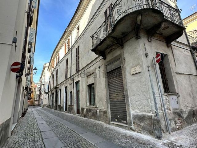 Locale in vendita di 37 m² in Via Armando Diaz, 5