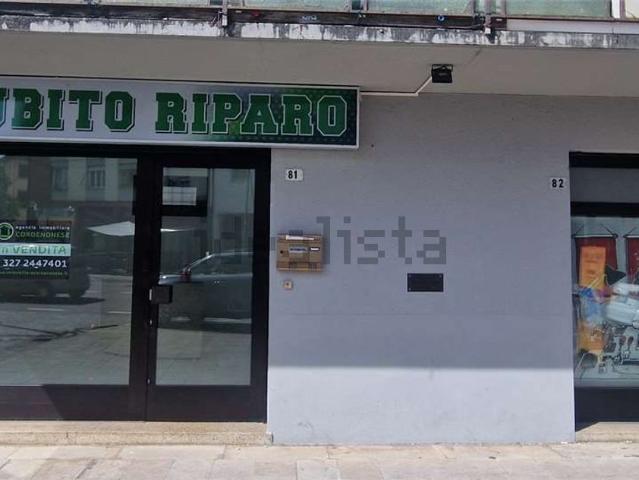 Locale in vendita di 37 m² in Via della Vittoria, 81