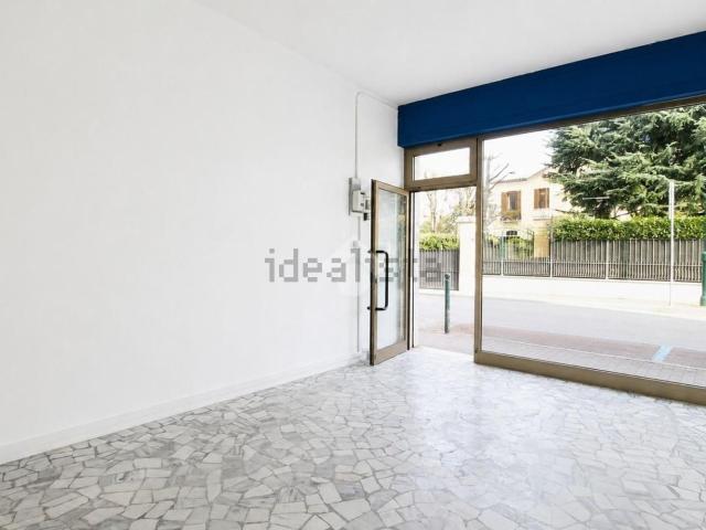 Locale in vendita di 37 m² in Via Giovanni Felisati, 38