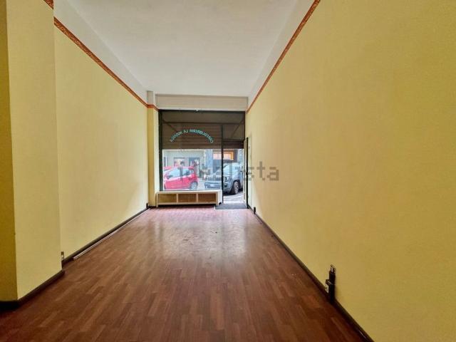 Locale in vendita di 37 m² in Via Martiri Libertà, 46