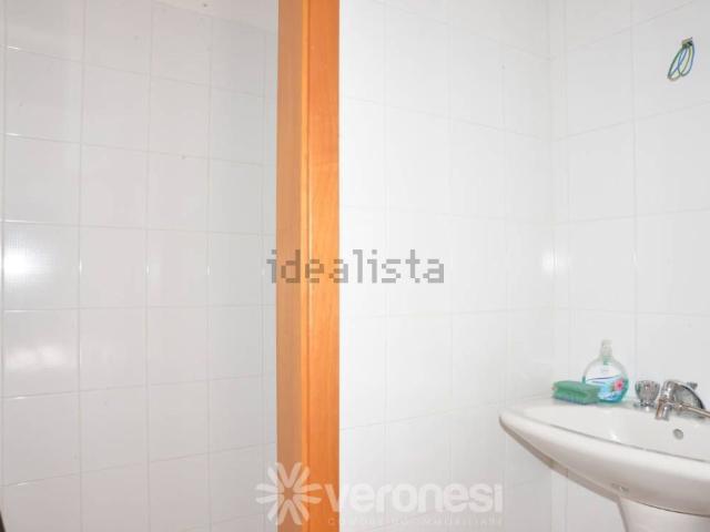 Locale in vendita di 37 m² in Via Martiri VI Ott 75