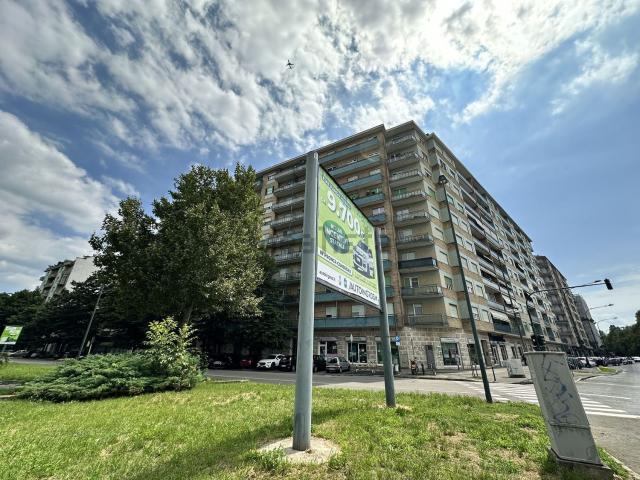 Locale in vendita di 37 m² in Via Onorato Vigliani, 4