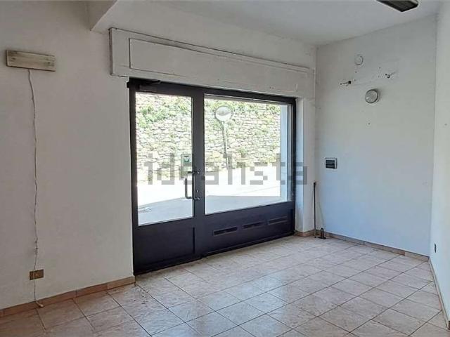 Locale in vendita di 37 m²