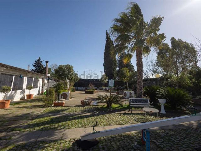 Locale in vendita di 342 m² in Strada Provinciale Policoro