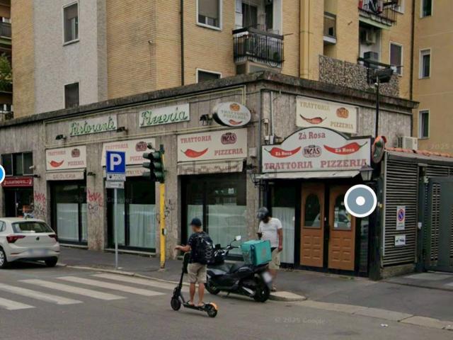 Locale in vendita di 346 m² in Via Marco D&apos Agrate, 31