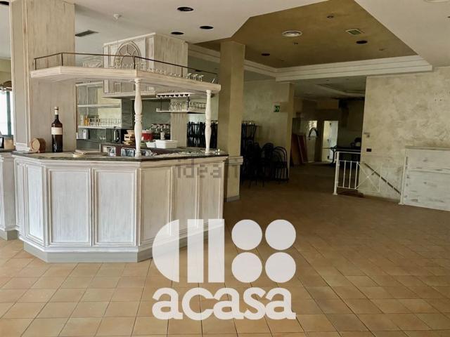 Locale in vendita di 349 m²