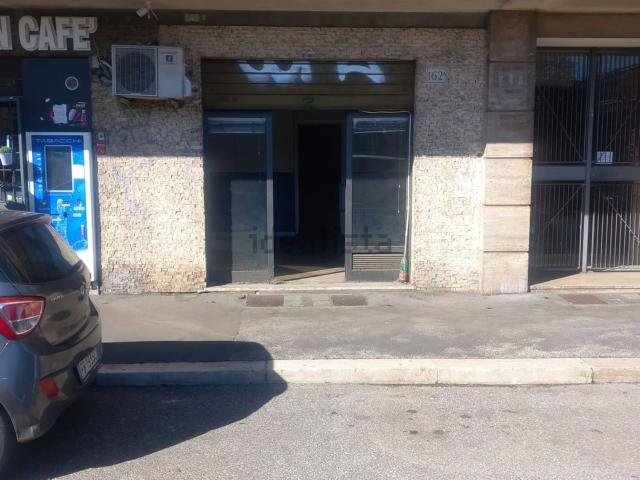 Locale in vendita di 34 m² in Circonvallazione Nomentana, 162