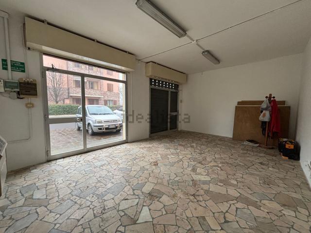 Locale in vendita di 34 m² in Via Wolfgang Amadeus Mozart